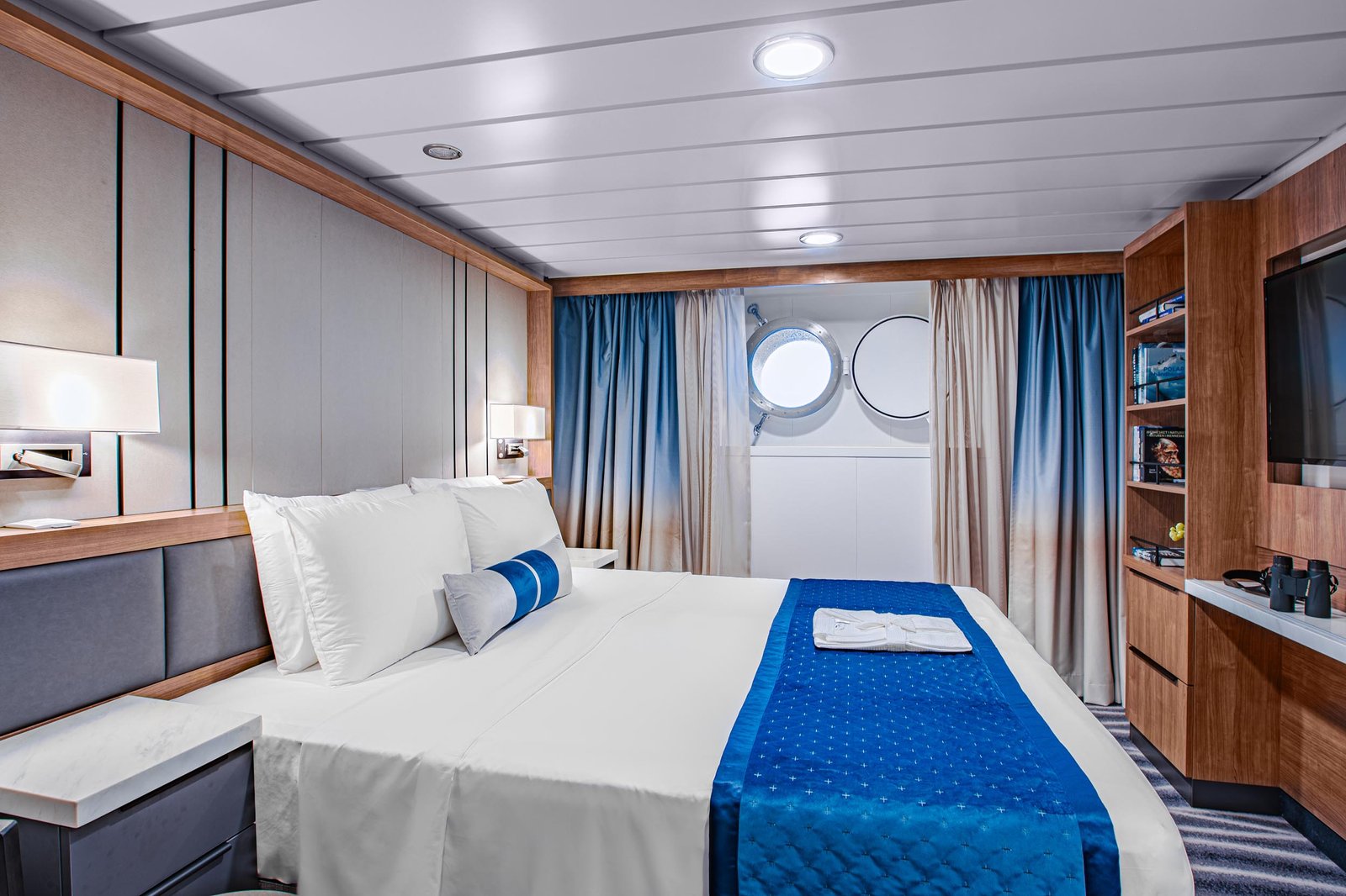 G Solo Porthole Stateroom