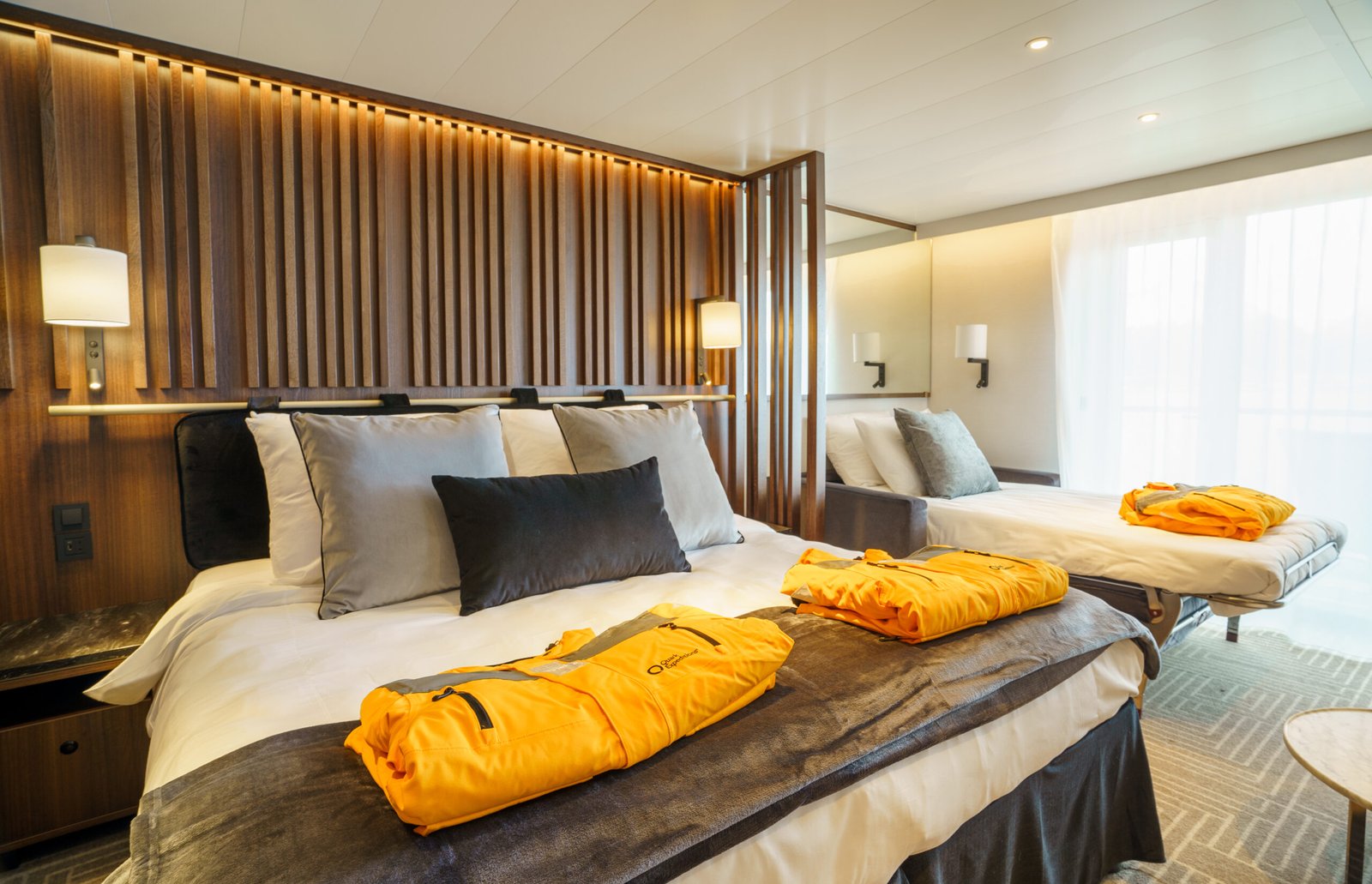 Deluxe Balcony Suite