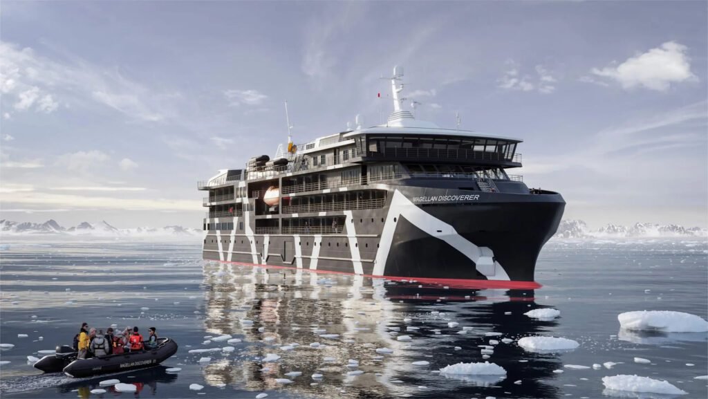 Magellan Discoverer